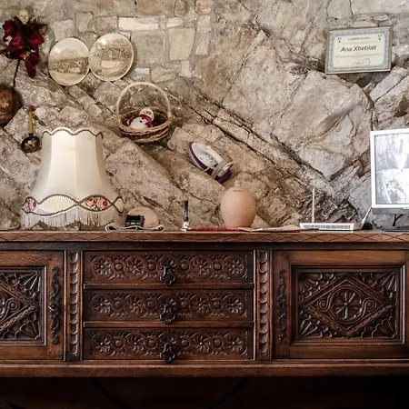 Guest house Hani I Xheblatit