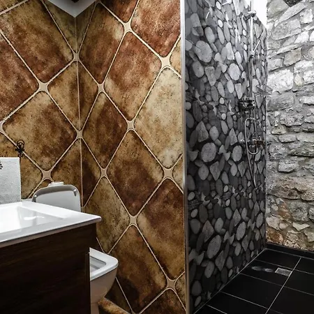 Hani I Xheblatit Gæstehus Berat