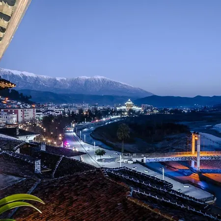 Pensjonat Hani I Xheblatit 3*