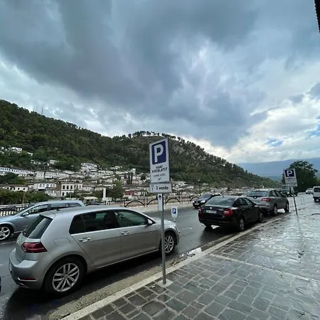 Pensjonat Hani I Xheblatit