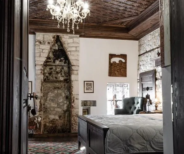 Affittacamere Hani I Xheblatit 4*